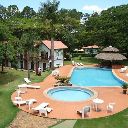 Hotel Fazenda Floresta Do Lago Сокорру Екстер'єр фото